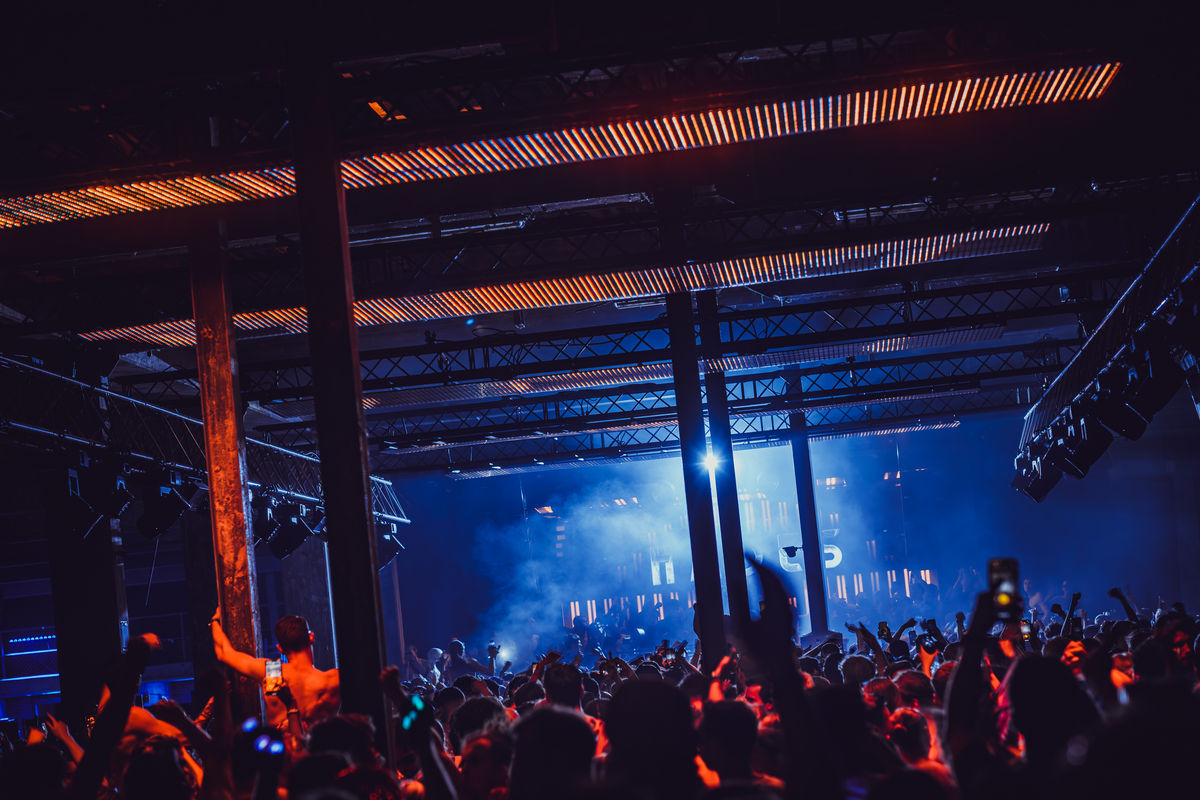 Loading... just a sec